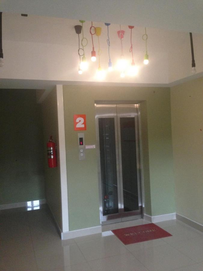 Kim Casa Hotell Nakhon Sawan Eksteriør bilde